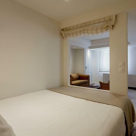 Right Under The Acropolis Apartment เอเธนส์ ภายนอก รูปภาพ