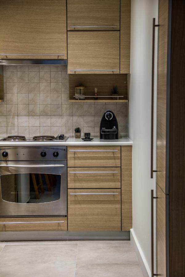 Right Under The Acropolis Apartment เอเธนส์ ภายนอก รูปภาพ