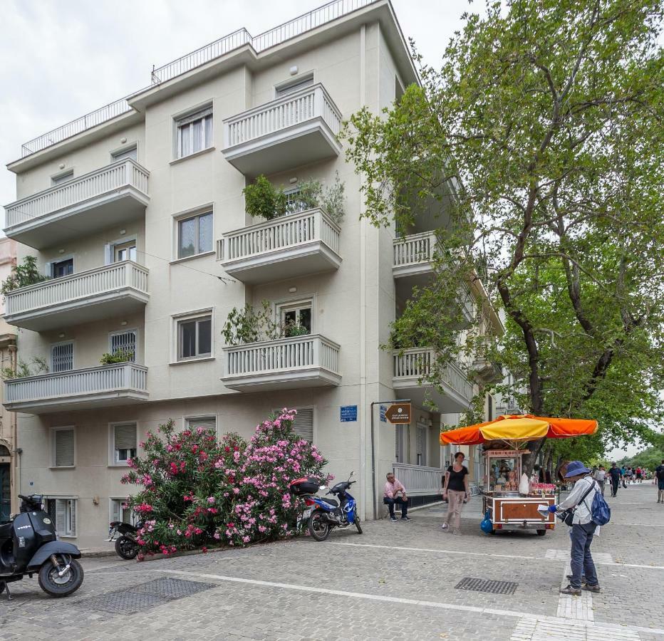 Right Under The Acropolis Apartment เอเธนส์ ภายนอก รูปภาพ