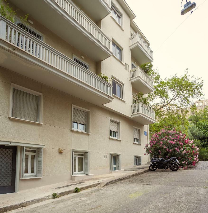 Right Under The Acropolis Apartment เอเธนส์ ภายนอก รูปภาพ